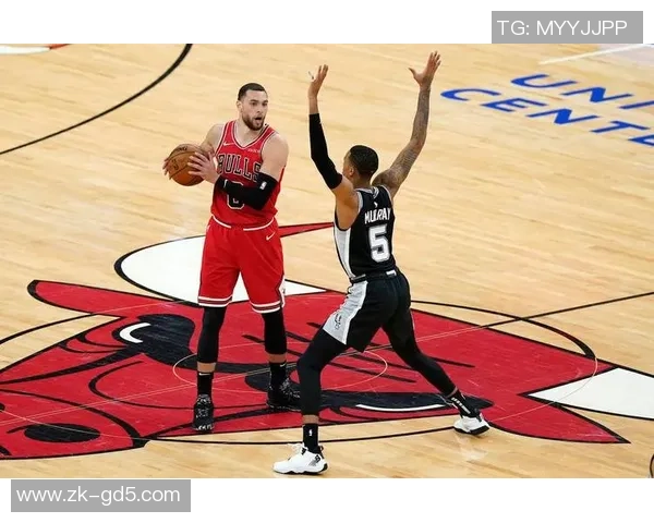 马刺与猛龙激战CCTV5直播精彩瞬间回顾与赛后分析