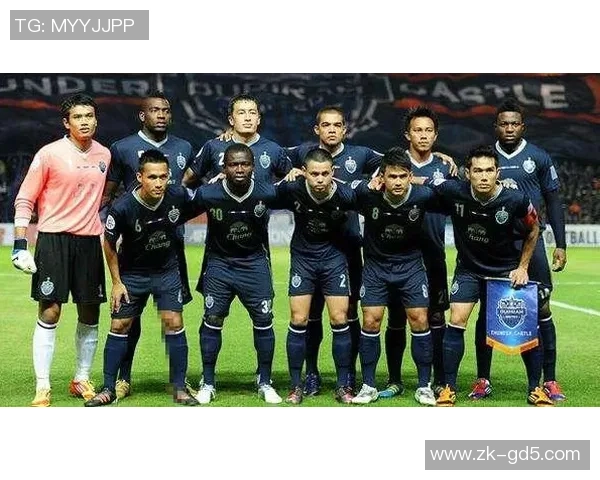 国安在主场迎战墨尔本胜利全力争胜展现球队实力与斗志