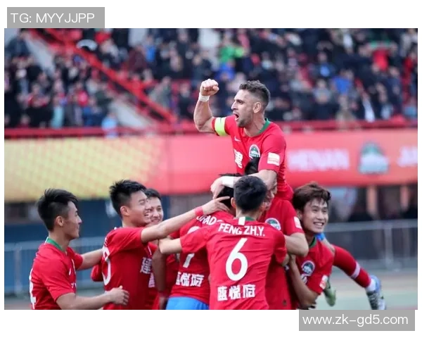 恒大与非洲冠军对决精彩瞬间回顾与赛场亮点分析 恒大与非洲冠军对决精彩瞬间回顾与赛场亮点分析