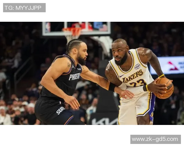 湖人对阵灰熊比赛裁判表现分析及争议判罚回顾