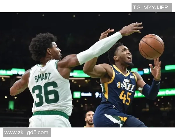 费雷拉与费伦斯精彩对决直播全程回顾与分析