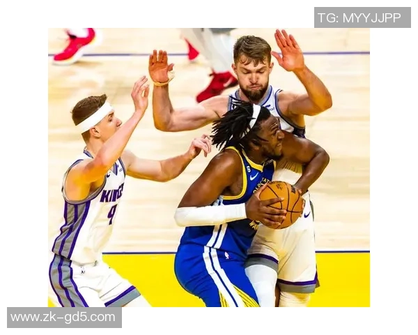 2015年勇士与国王精彩对决视频直播回顾与分析