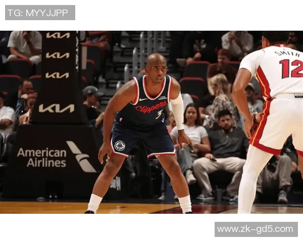 克里斯保罗：传奇控卫的辉煌职业生涯与未来展望