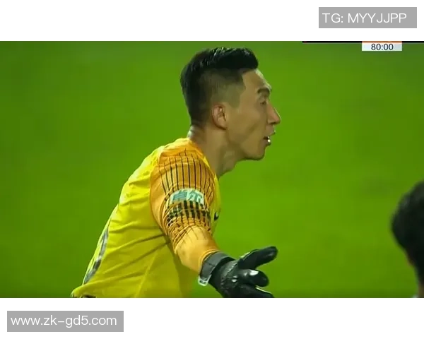 卓尔与建业激战正酣比分悬念迭起引发球迷热议