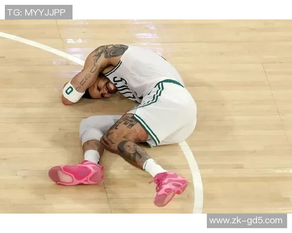 塔图姆单场60分致敬科比绿军逆转尼克斯创下历史新高 塔图姆单场60分致敬科比绿军逆转尼克斯创下历史新高