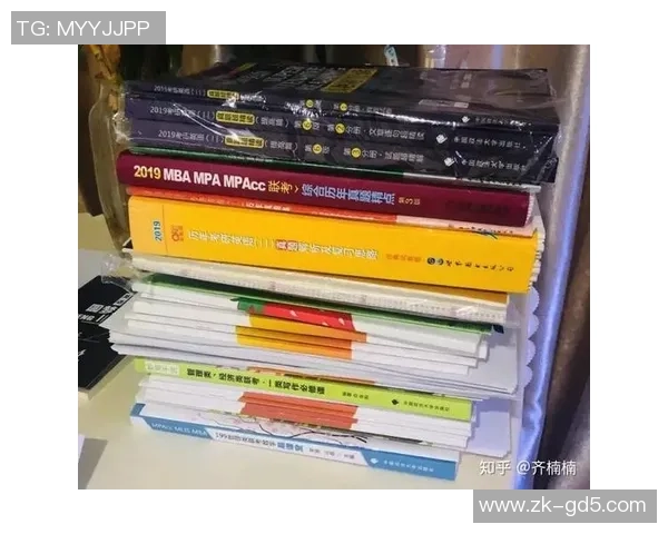 成都羽毛球队与深圳羽毛球队赛后复盘分析意识与战术的较量MBA 成都羽毛球队与深圳羽毛球队赛后复盘分析意识与战术的较量MBA