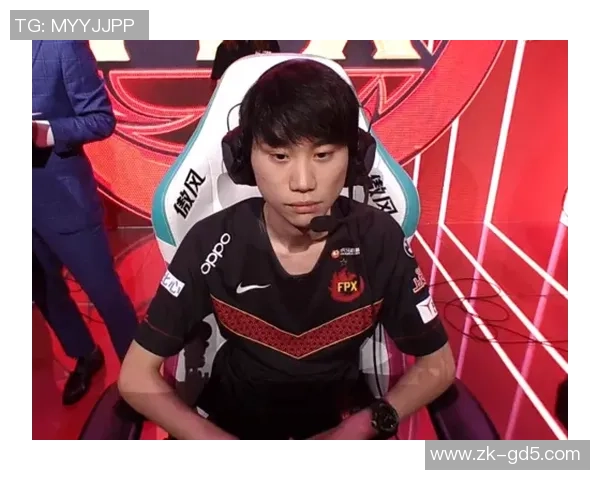FPX中路突破战术解析：如何重塑英雄联盟赛场的胜利之路
