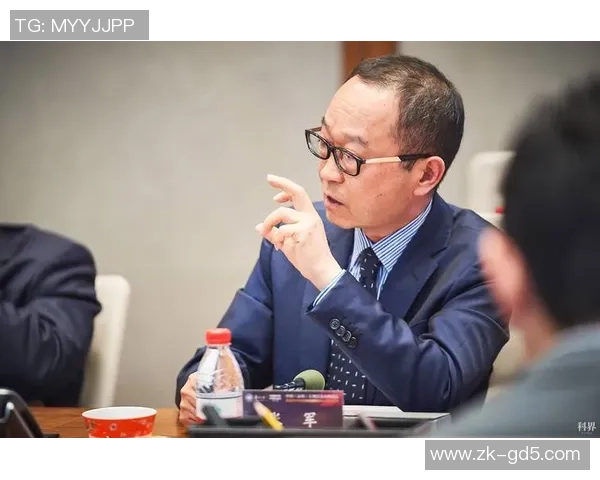 专访张军:深入探讨篮球领域成功的秘诀与未来发展方向 专访张军:深入探讨篮球领域成功的秘诀与未来发展方向
